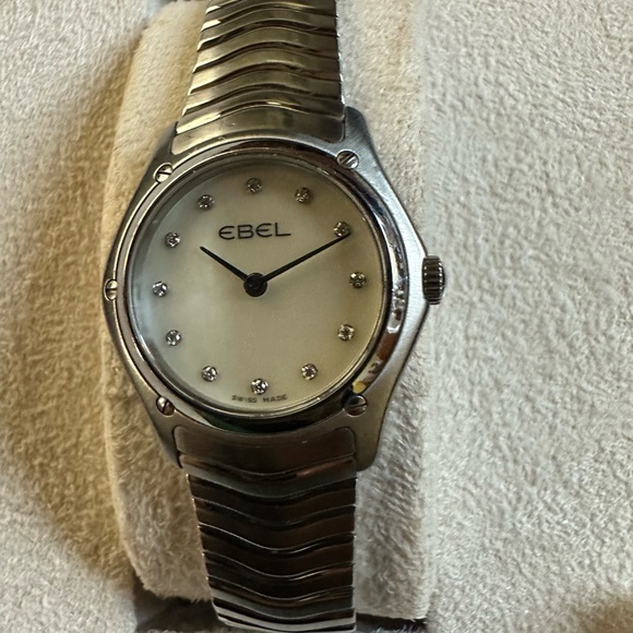 EBEL Classic 27mm Stainless Steel Bracelet with MOP Diamond Dial 9256f21/9925 - Picture 2 of 12